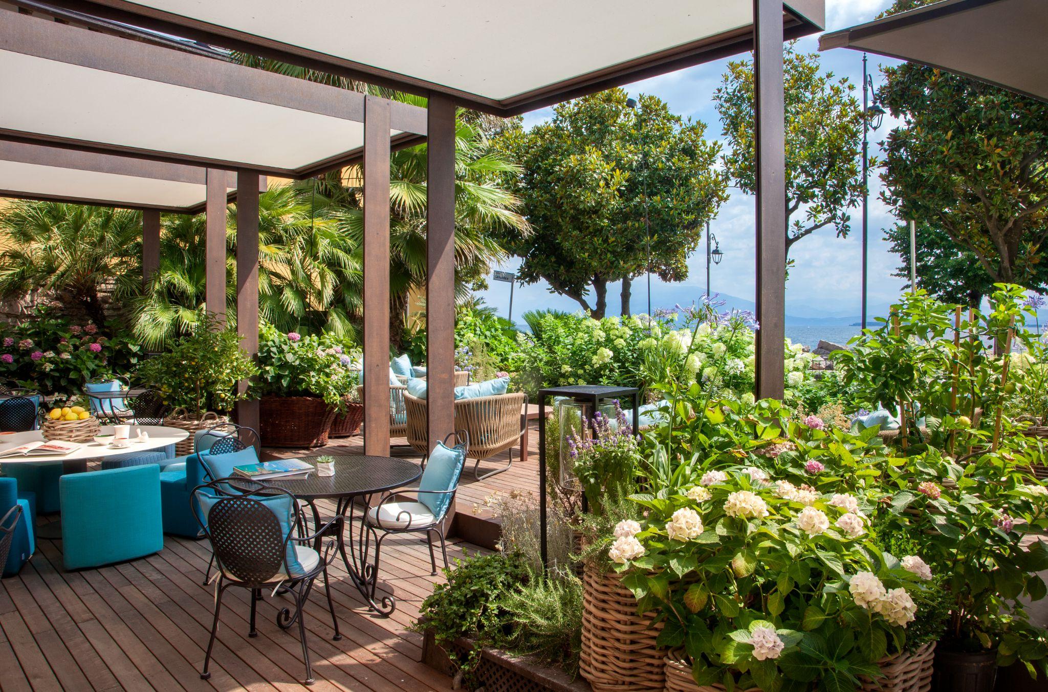 Park Hotel Desenzano del Garda Esterno foto