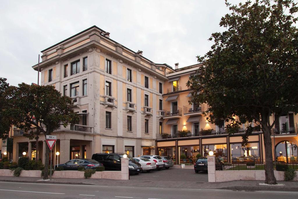 Park Hotel Desenzano del Garda Esterno foto