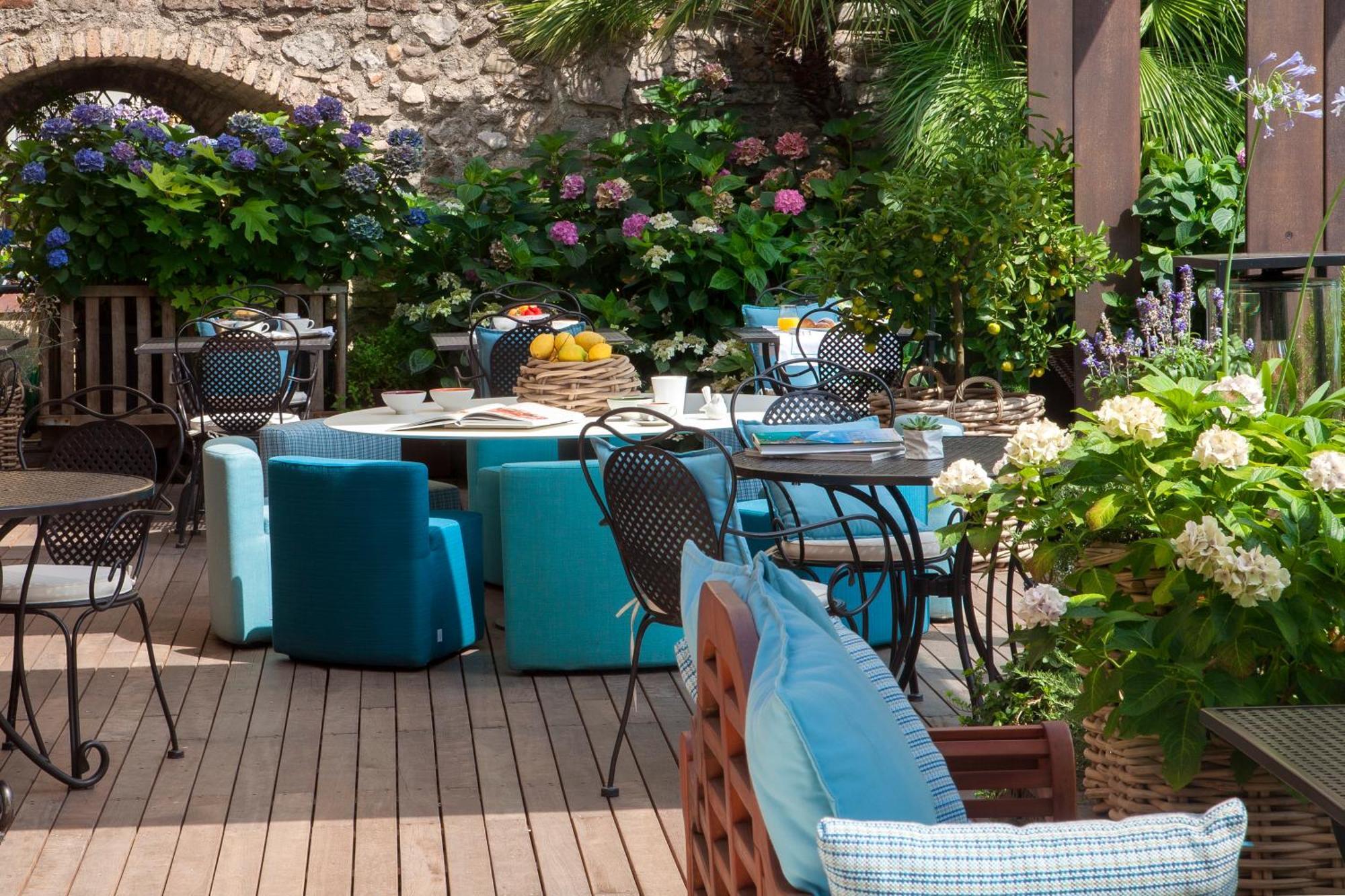 Park Hotel Desenzano del Garda Esterno foto