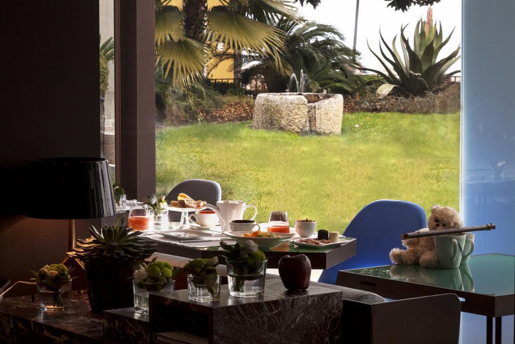 Park Hotel Desenzano del Garda Esterno foto